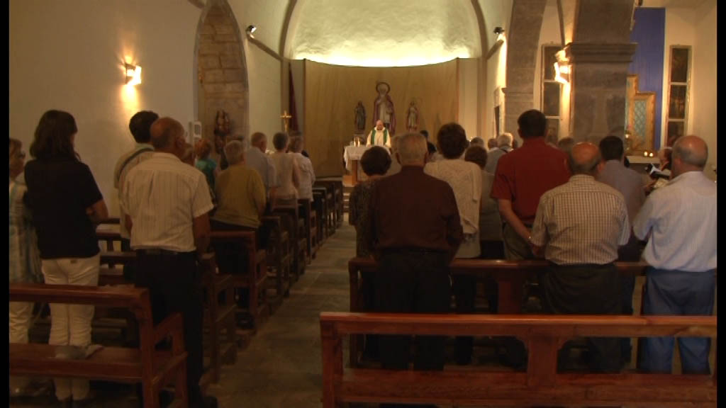 Esponellà homenatja la gent gran del municipi